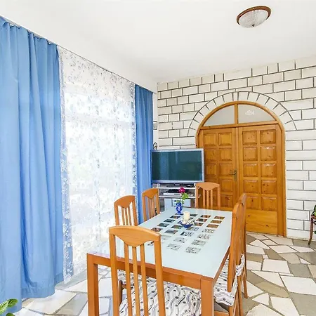 House Mladen *