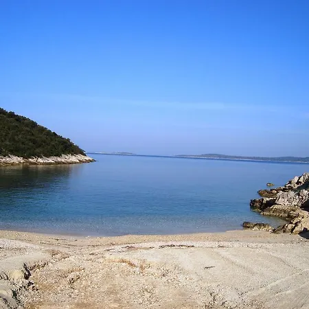 House Mladen Grohote