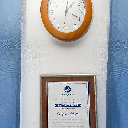 House Mladen * Grohote